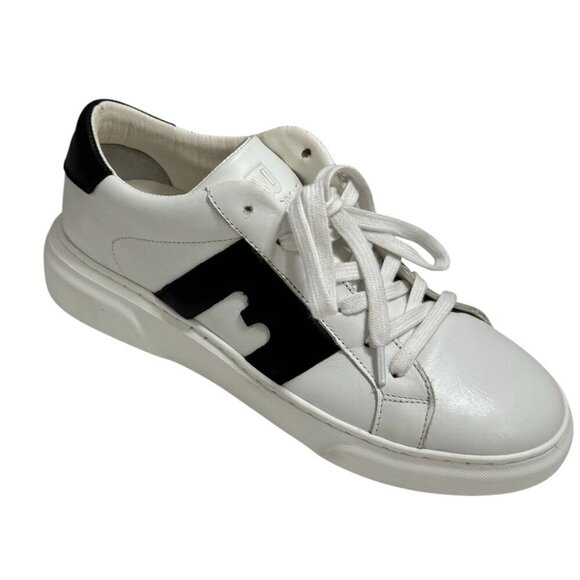 Bruno Magli Kali Sneaker NEW White Black Logo Low Top Leather Lace Up 8/38 NEW - Picture 1 of 7